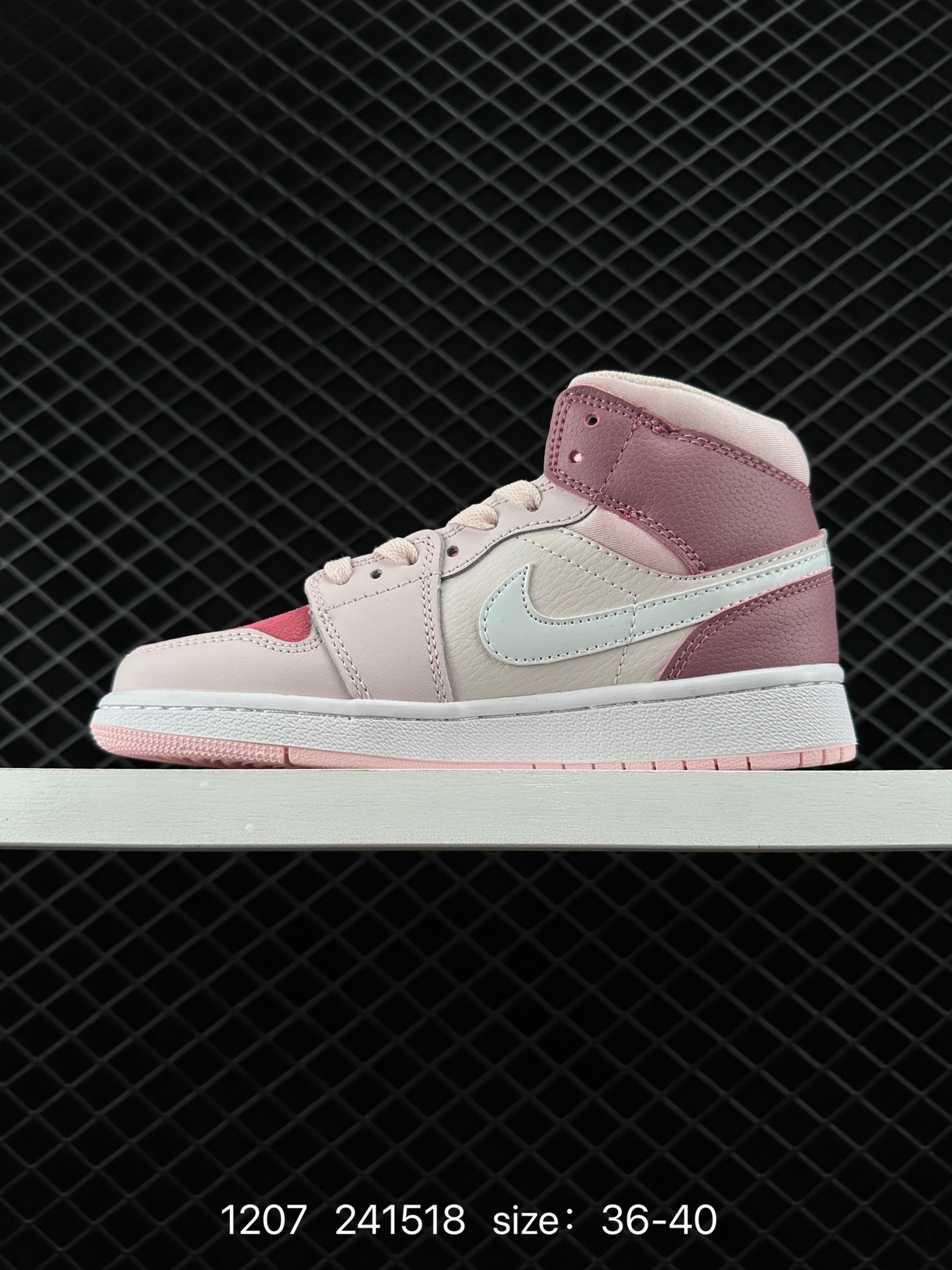 NIKE AIR JORDAN 1 MID AJ1